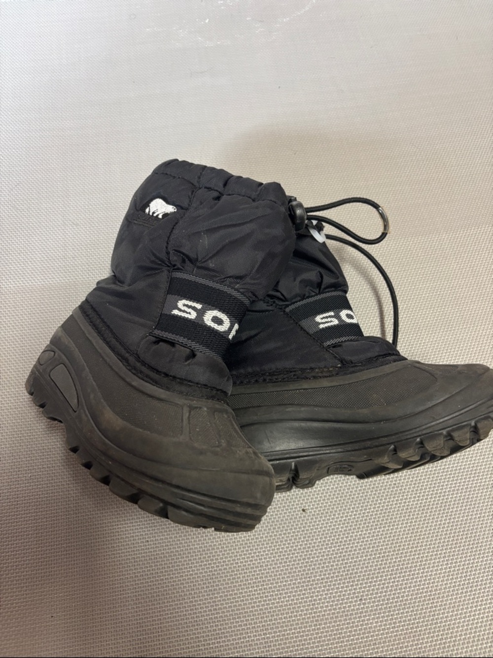 Sorel Black Insulated Snow Booties with Toggle